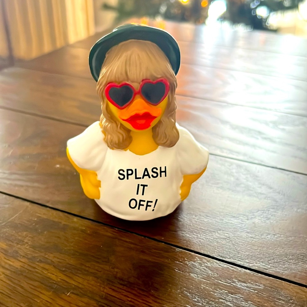 Taylor Swift Rubber Duck